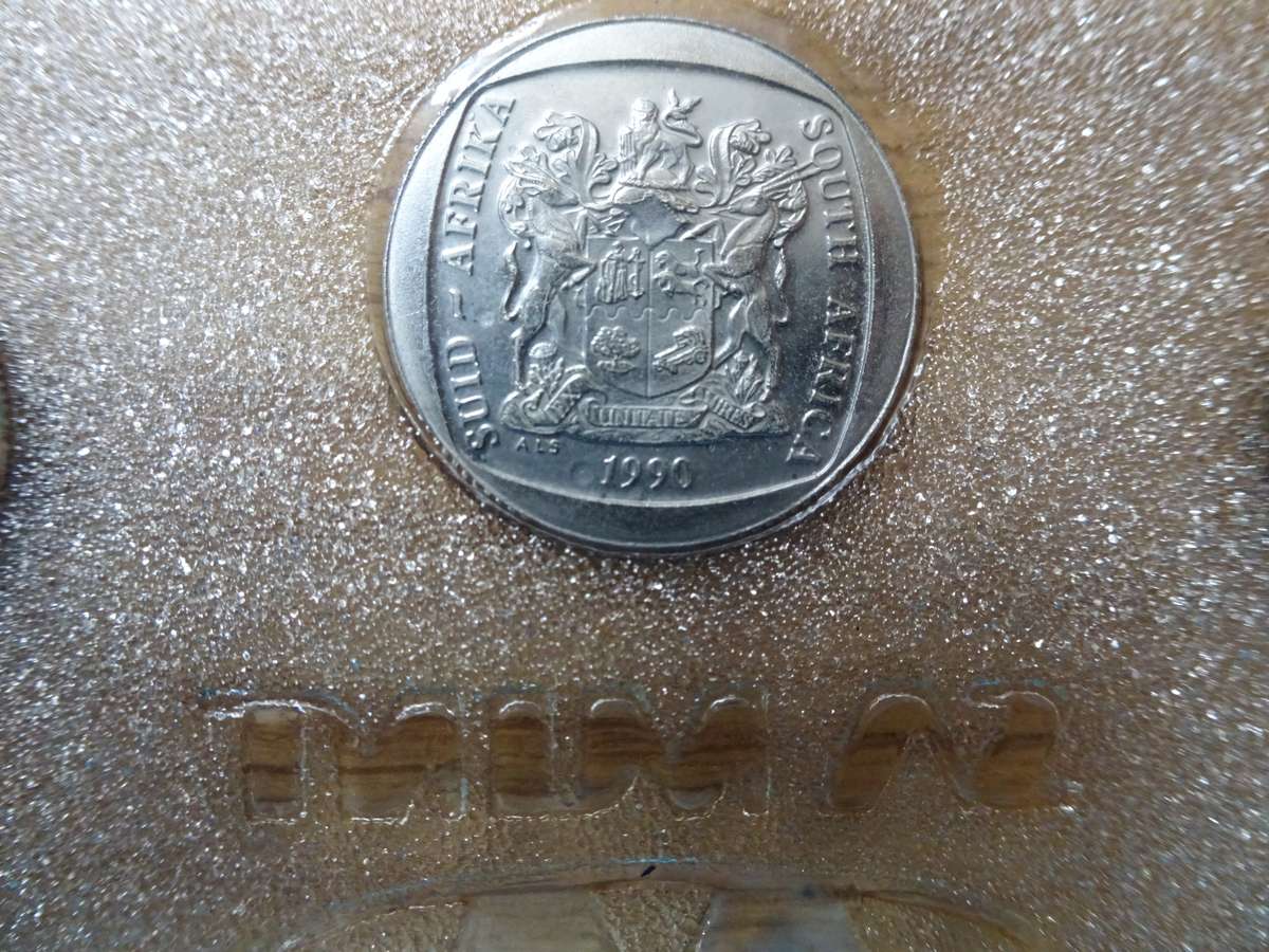 Republic Of South Africa Unculated 1990 Mint Pack - In Excellent Condition