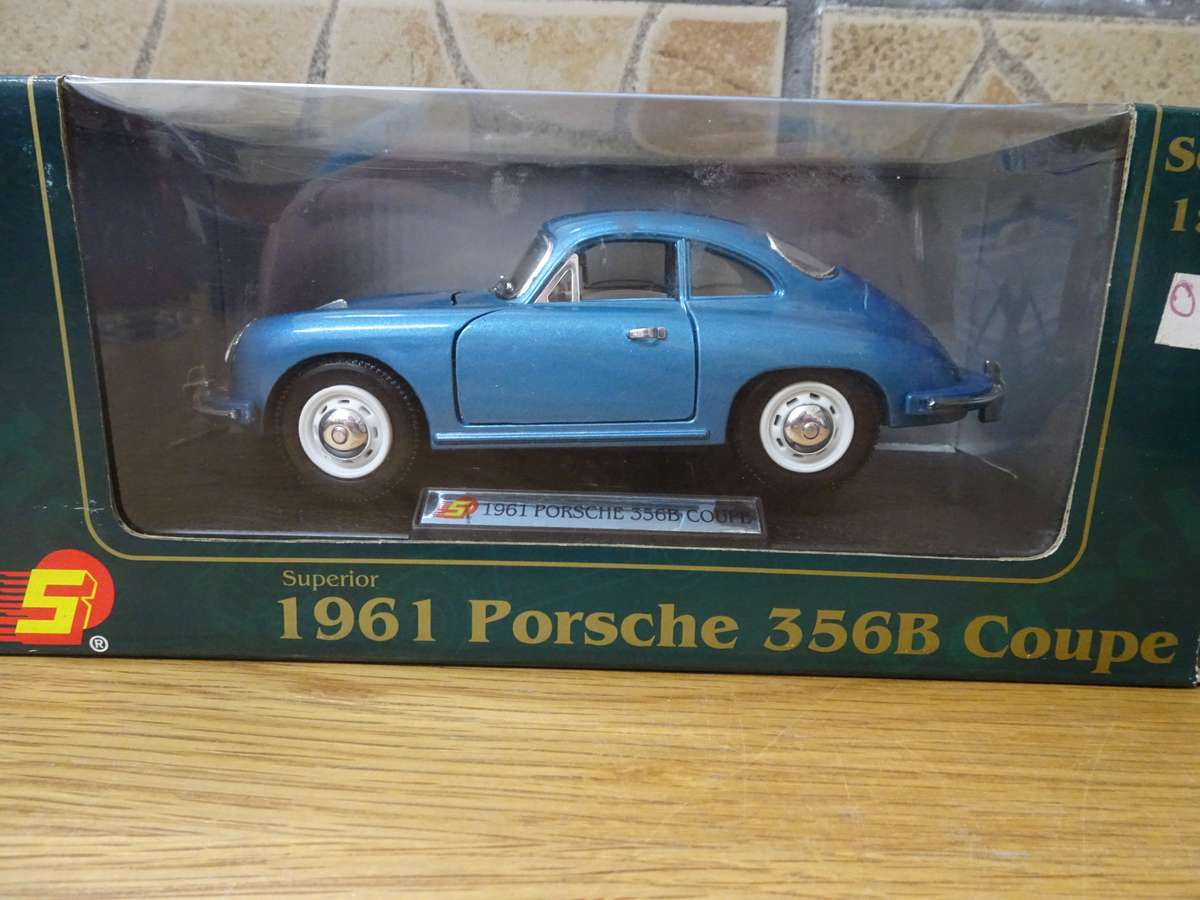 Superior 1961 Porsche 356B Coupe - Scale 1:24 - Still In Original Box Sealed - Made In China