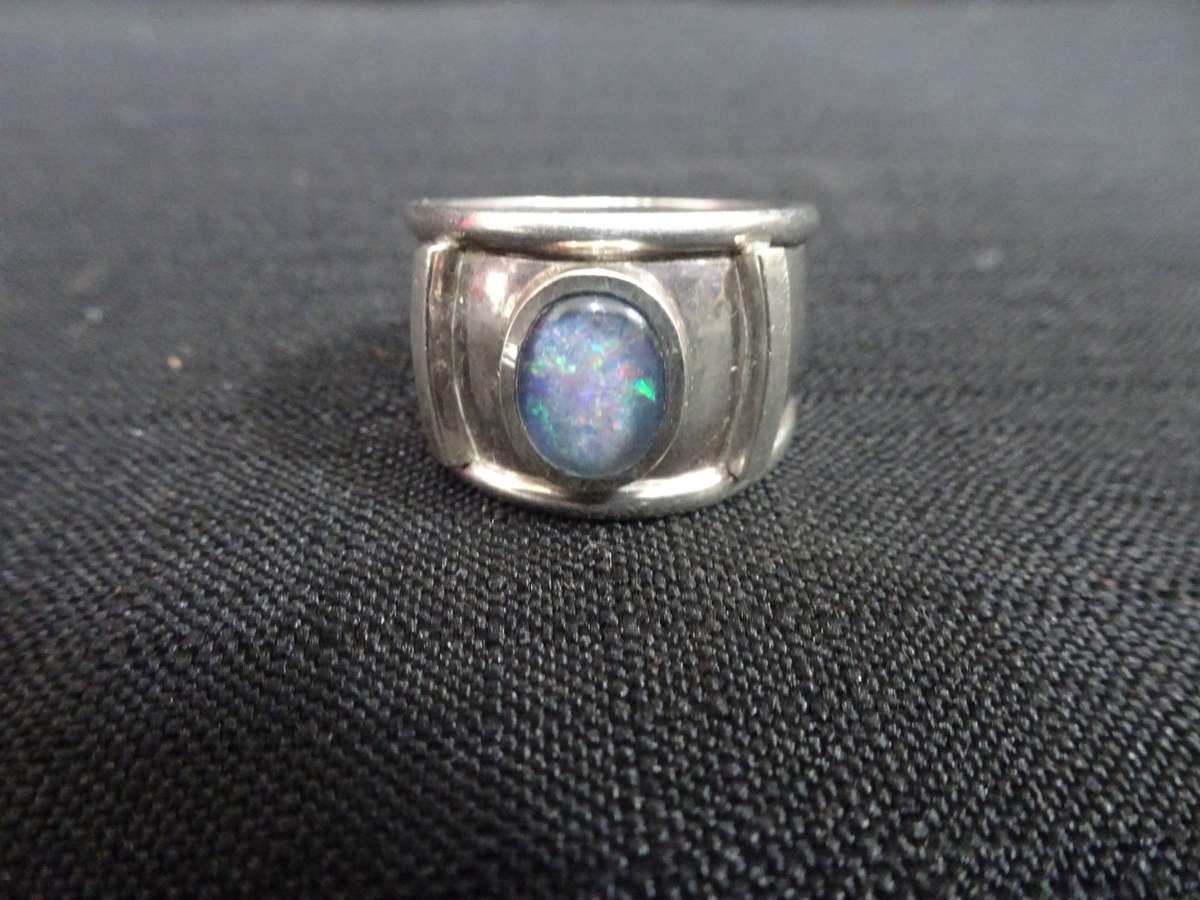 Beautiful Natural Lightning Solid Opal Sterling Silver Ring - Size 11 - 14.4 Gram - Marked SIL