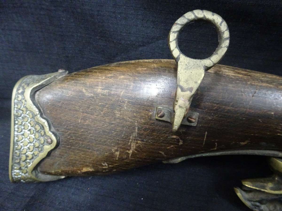 Vintage Replica Flint Lock Pistol With Brass Inlay - Made In England With Brass Mounting Brackets