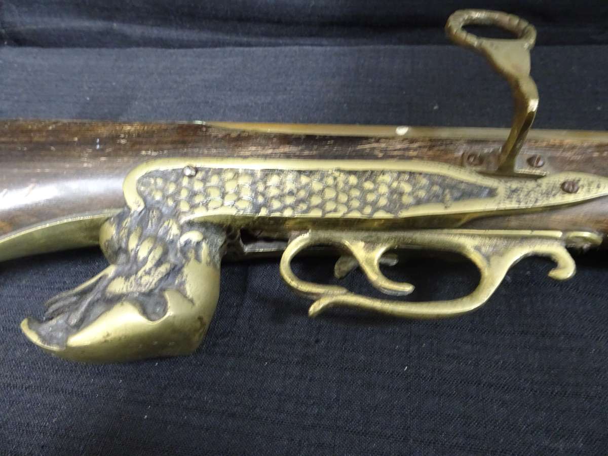 Vintage Replica Flint Lock Pistol With Brass Inlay - Made In England With Brass Mounting Brackets