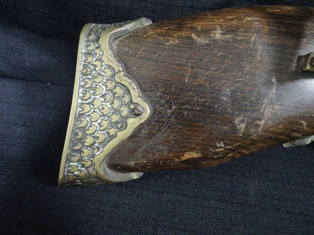 Vintage Replica Flint Lock Pistol With Brass Inlay - Made In England With Brass Mounting Brackets