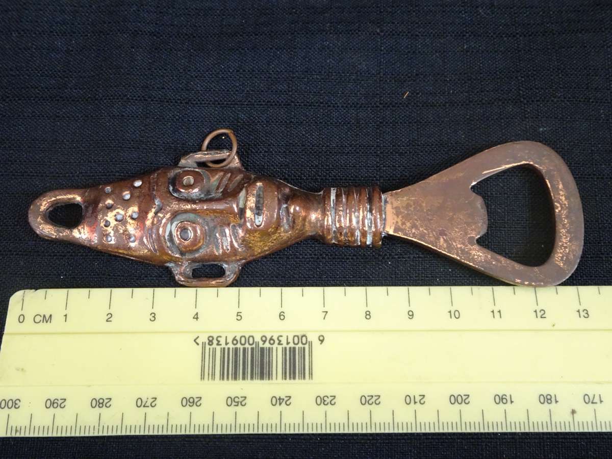 Two Vintage Wine Bottle Openers And Two Vintage Bottle Openers - In Good Condition