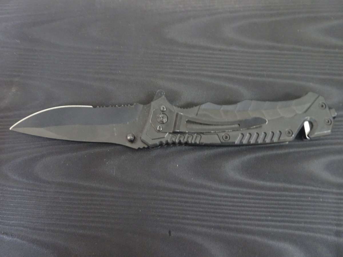 Stunning Black Unbranded Chinese Folding Knife With Glass Breaker And Belt Cutter - Good Condition