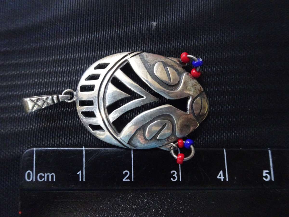 Stunning Sterling Silver African Mask Tribal Pendant - Marked 925 - 4.1 Grams