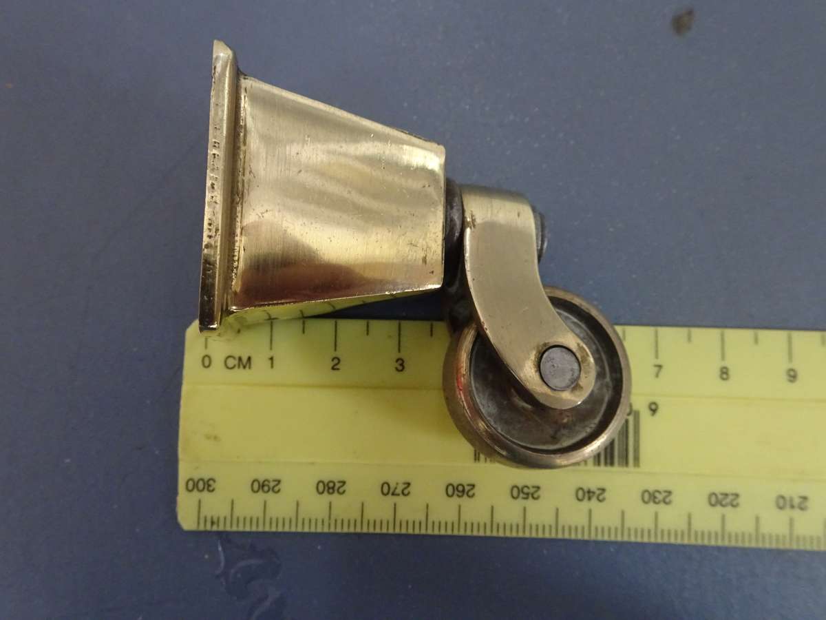 Joblot Of Eight Interesting Brass Items - In Good Condition