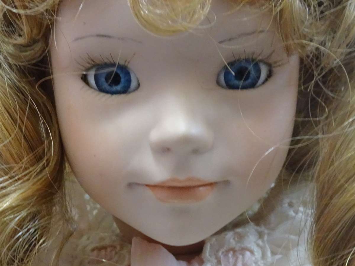 Lovely 1980's Vintage Porcelain Doll On Stand - 50cm Hight - In Very Good Condition