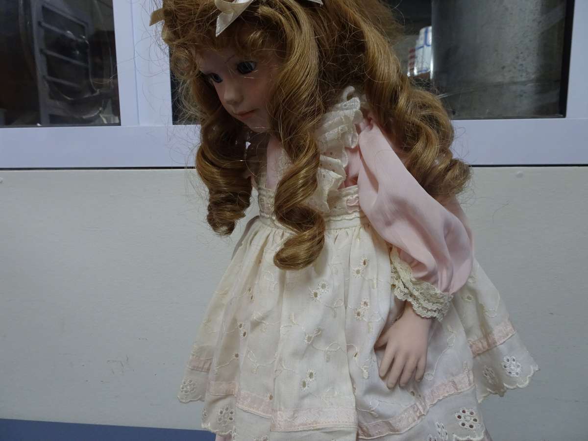Lovely 1980's Vintage Porcelain Doll On Stand - 50cm Hight - In Very Good Condition