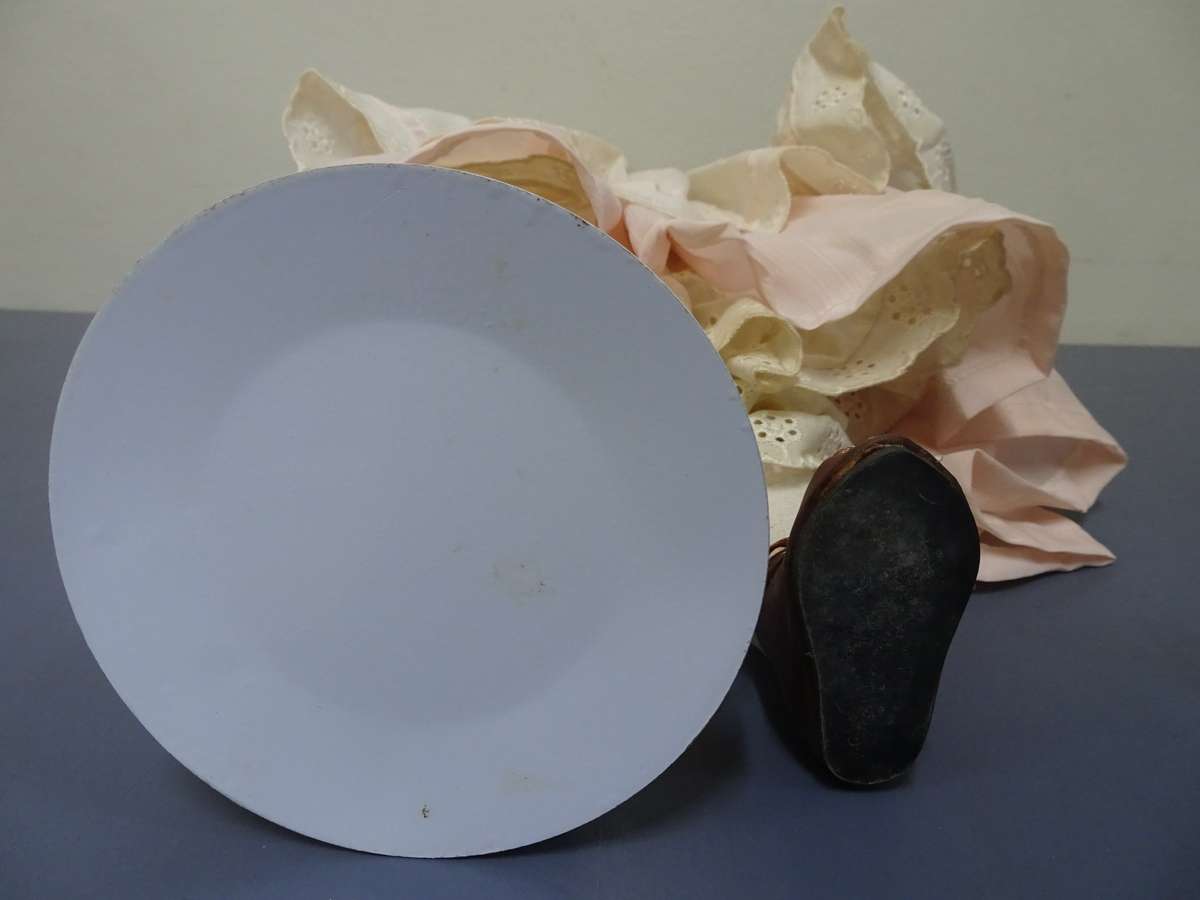 Lovely 1980's Vintage Porcelain Doll On Stand - 50cm Hight - In Very Good Condition