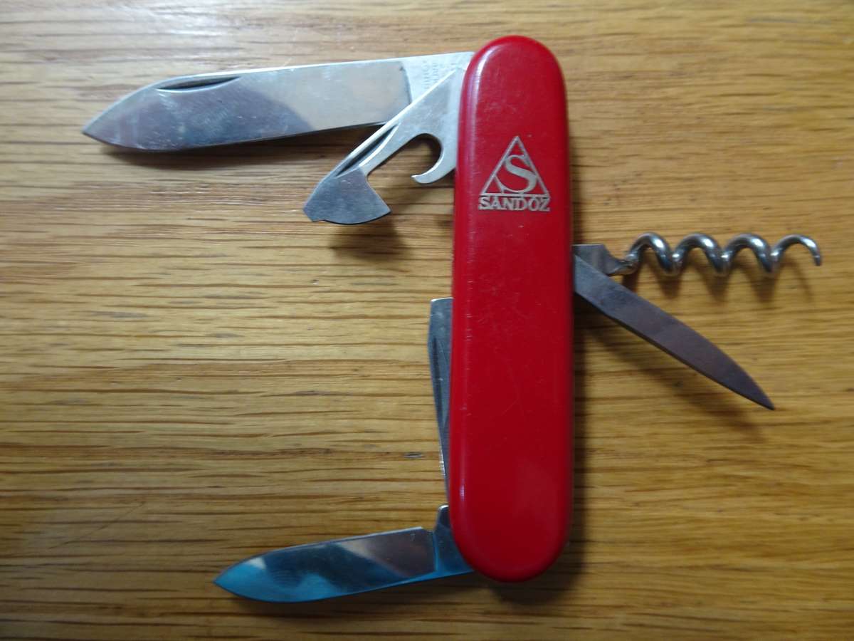 Victorinox Multi Tool Pocket Knife - Switzerland Stainless Rostfrei - In Good Condition