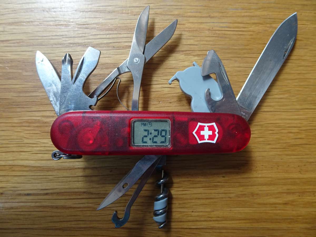Stunning Victorinox Traveller Lite Swiss Army Multi Tool Knife - In Good Condition