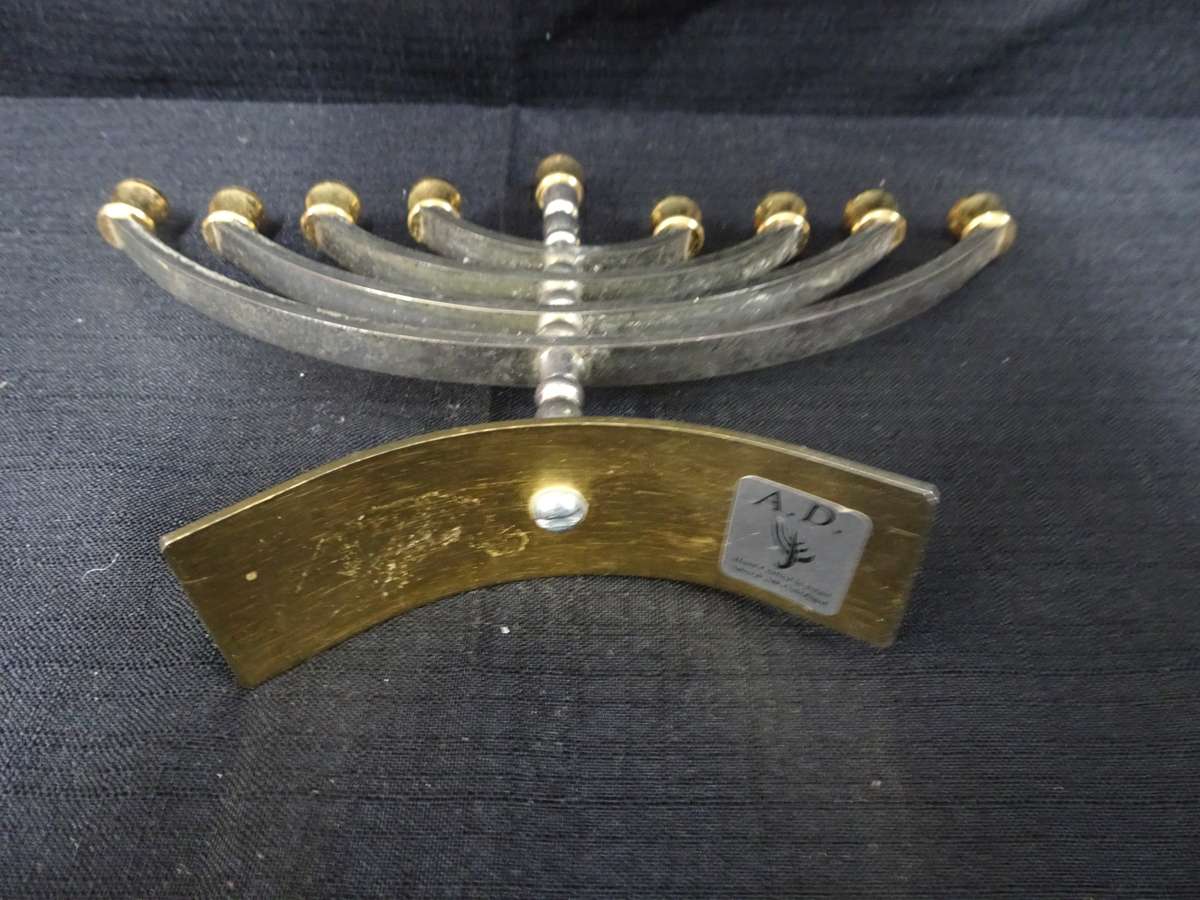 Stunning Silver And Gold Plated 9 Branch Israel Menorah Hanukah Table Candle Centerpiece