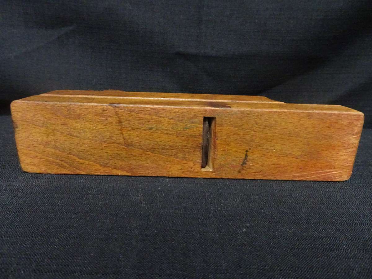 Vintage Continental Horned Smoothing Wood Working Plane - In Good Condition