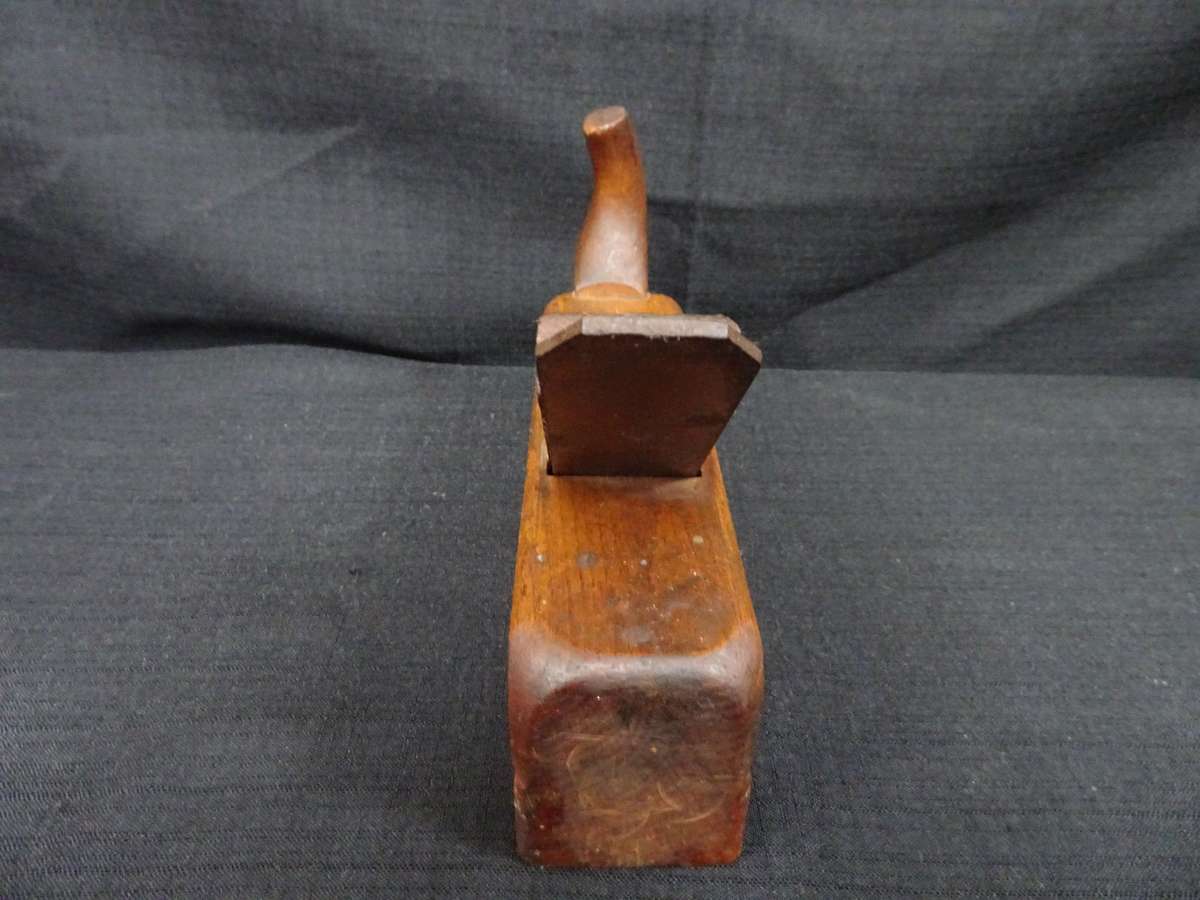 Vintage Continental Horned Smoothing Wood Working Plane - In Good Condition