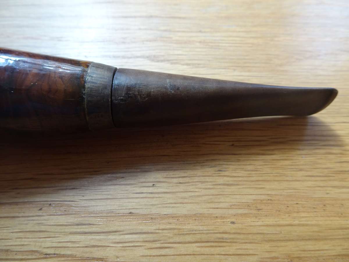 Stunning Vintage Briar Glossy Wood Smoking Pipe - In Good Condition