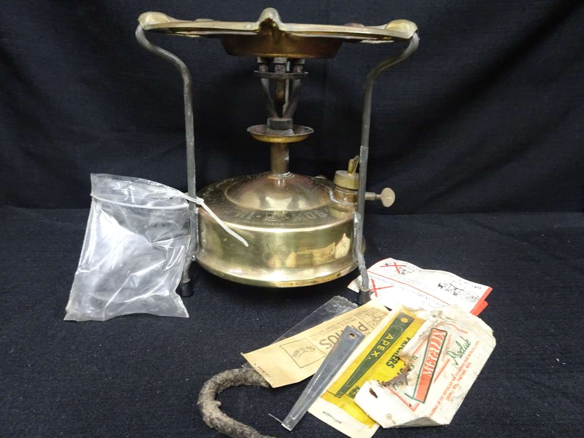 Stunning Vintage No. 1 Primus Trade Mark Camping Stove With Accesories - In Good Condition