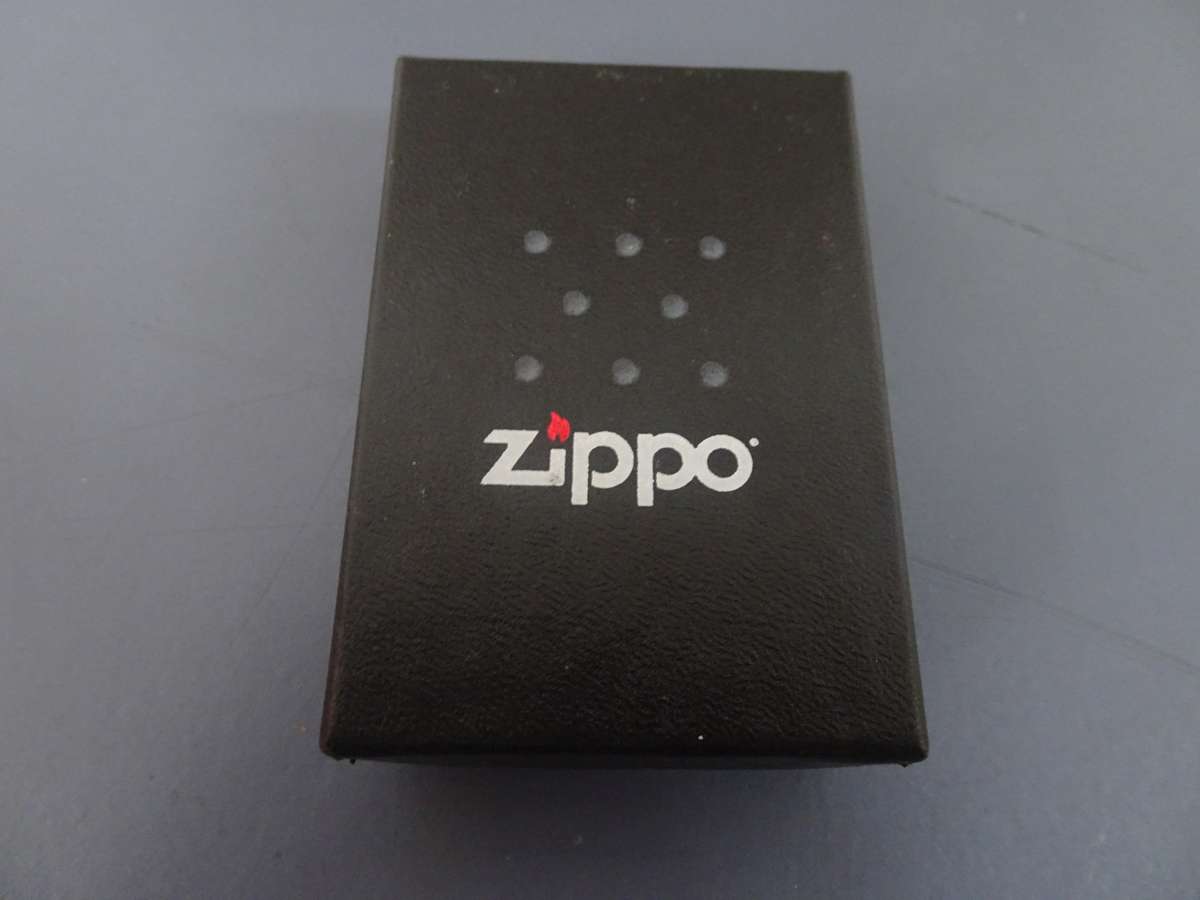Stunning Genuine Zippo Lighter (Armor Case) - Bradford, PA. Made In U.S.A - In Original Box