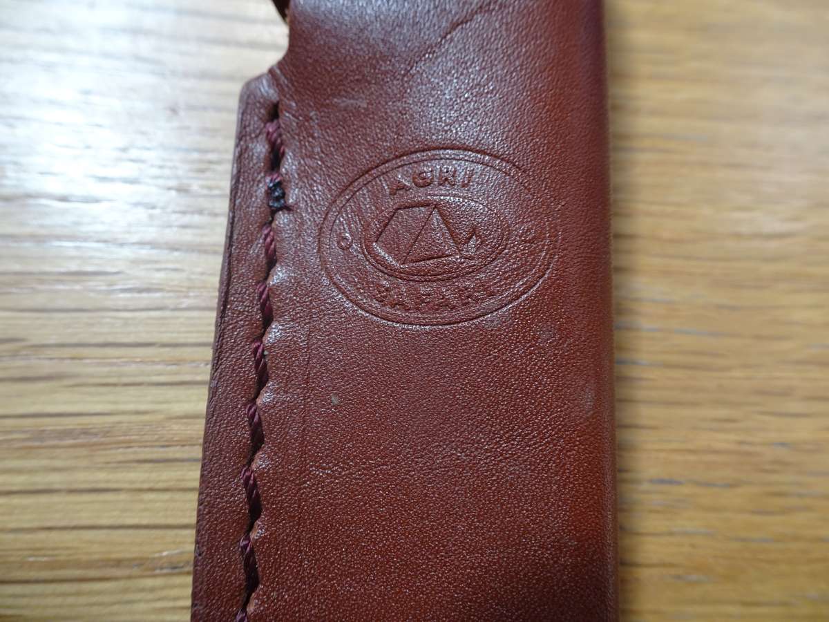 Stunning Agri Safari Hunting Knife In Original Leather Case - In Good Condition