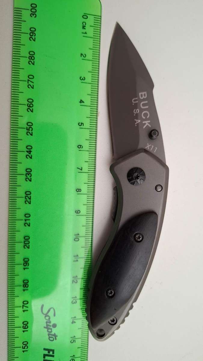 Stunning Buck US.A. X11 Folding Pocket Knife in Good Condition