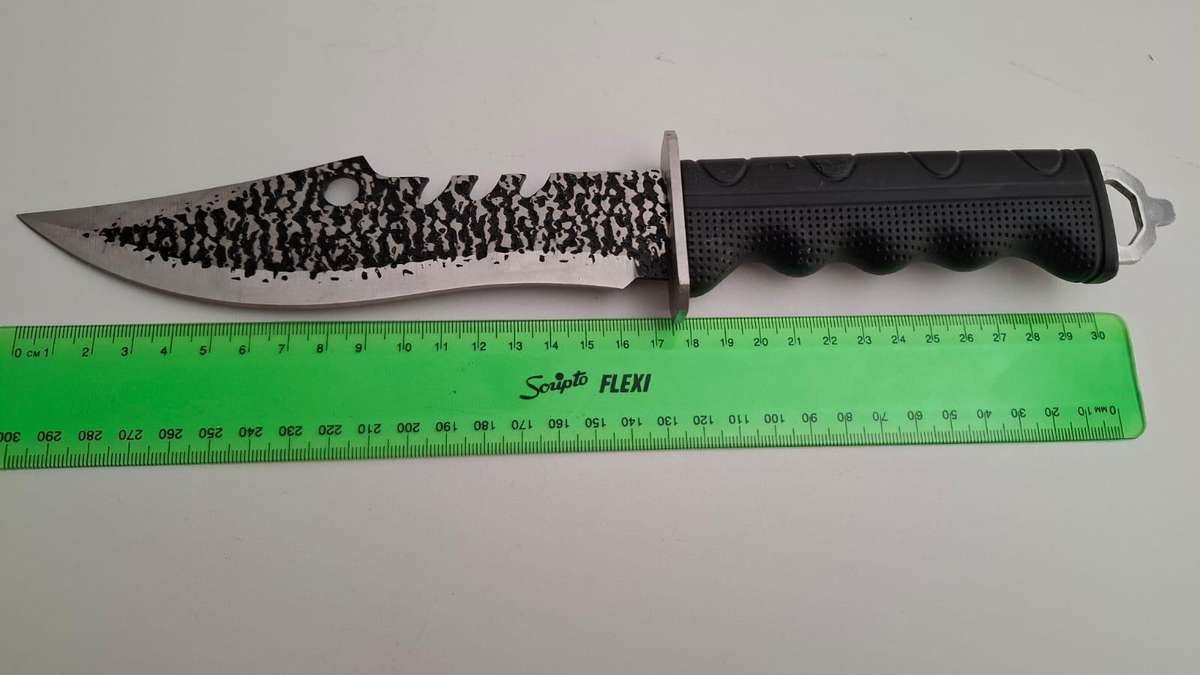 Stunning Tactical  Wilderness  Self-Defence Hunting Knife in Good Condition