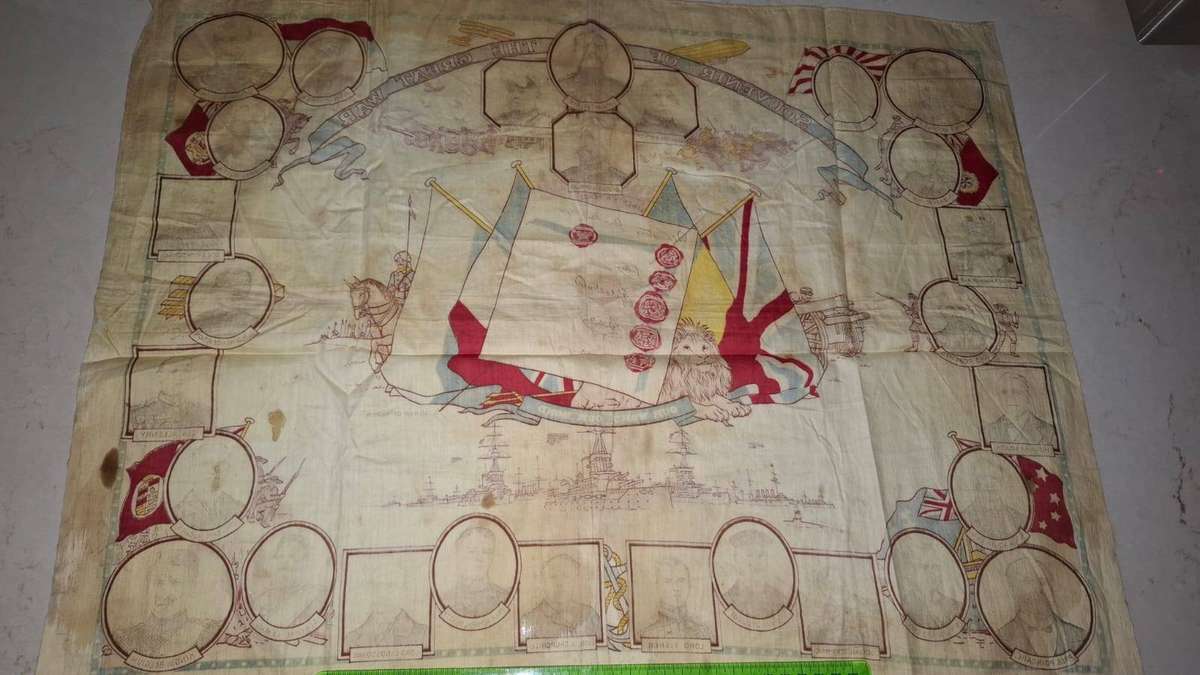 Stunning Vintage 1910"s WW1 Silk Souvenir in Good Condition