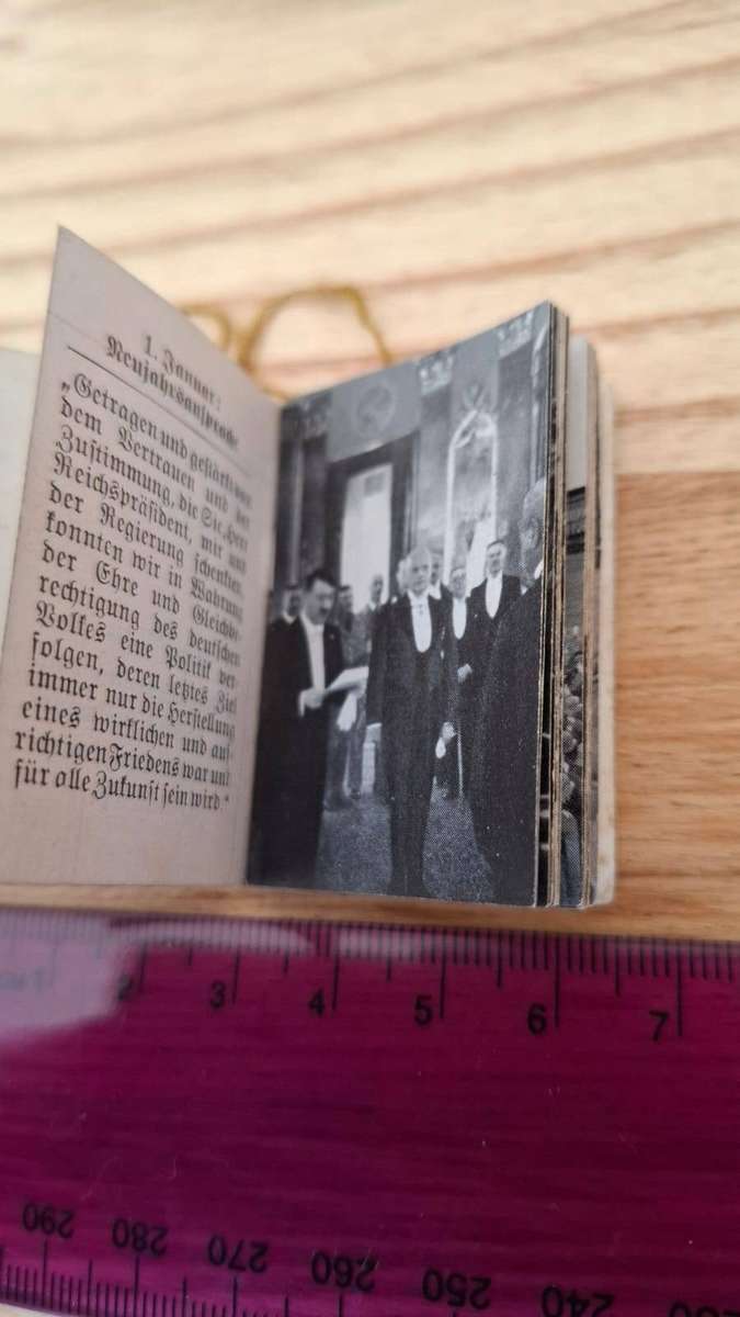 WW2 Nazi Propaganda Booklet titled"Der Fuhrer macht Geschichte" The Fuhrer makes History Good Cond.