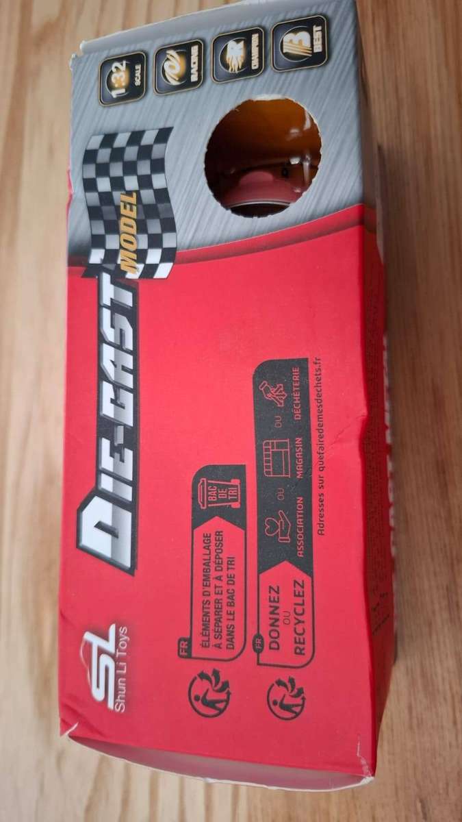 Die-Cast Metal Model - Pink Beetle Volkswagen in Good Condition