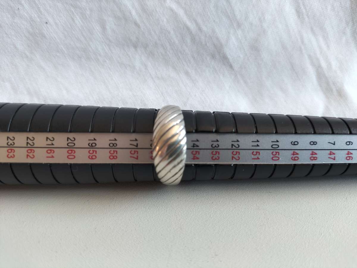 Beautiful Vintage Sterling Silver 925  Ring - 2.9 g