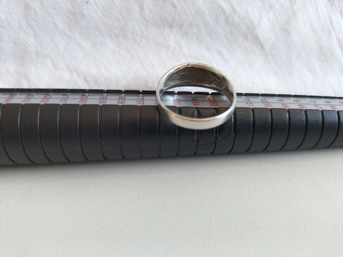 Beautiful Vintage Sterling Silver 925  Ring - 2.9 g