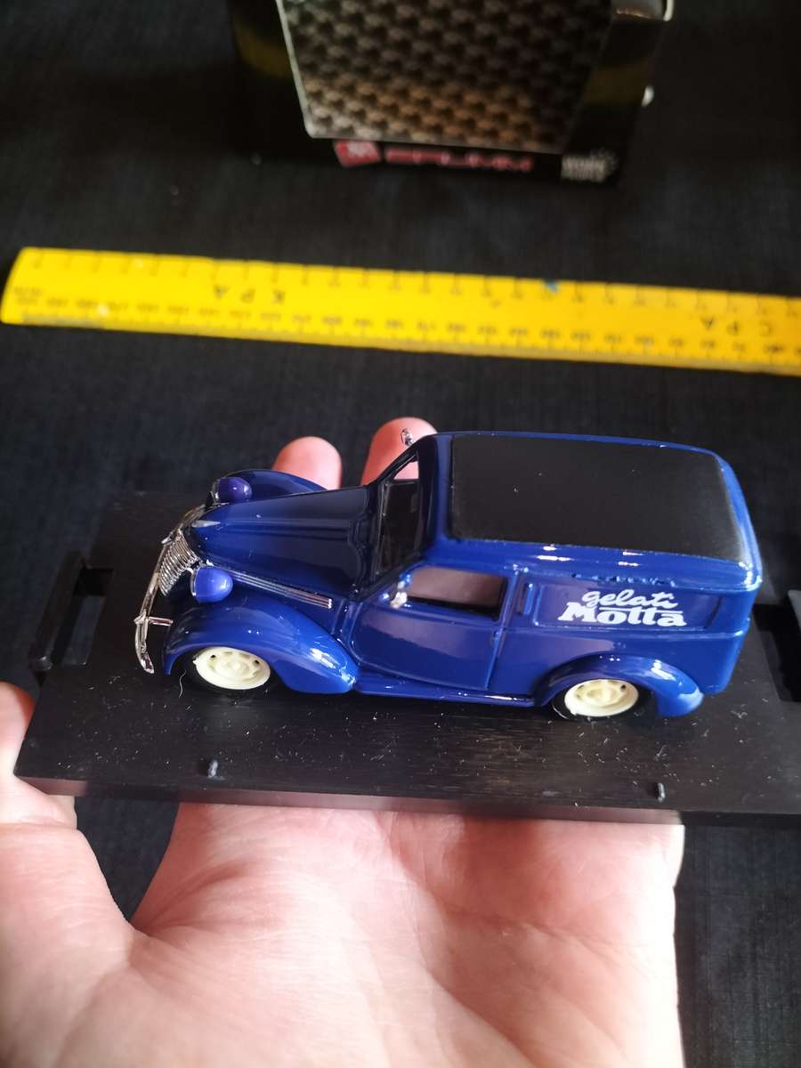 Vintage Brumm R329 Fiat 1100E Furgone Gelati Motta 1950- Scale 1/43  Good Condition