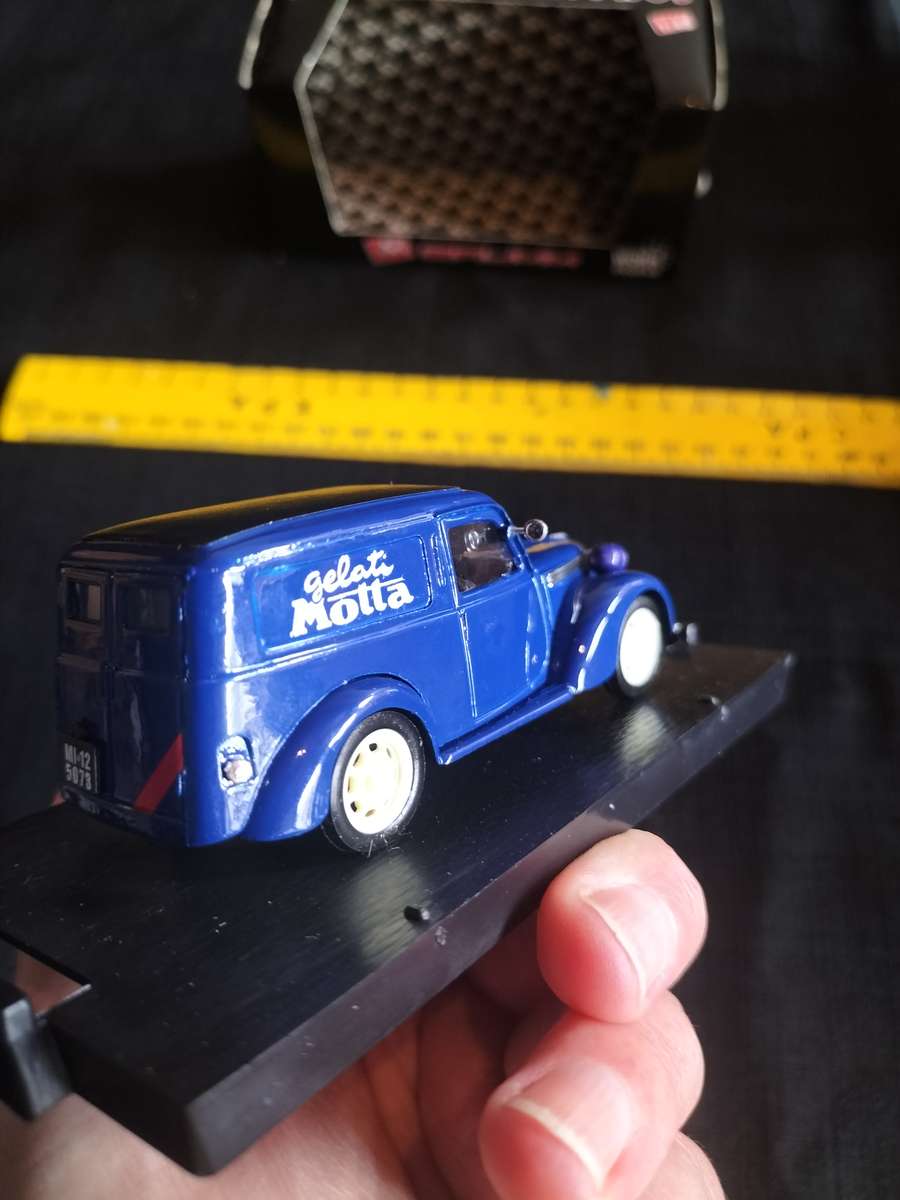 Vintage Brumm R329 Fiat 1100E Furgone Gelati Motta 1950- Scale 1/43  Good Condition