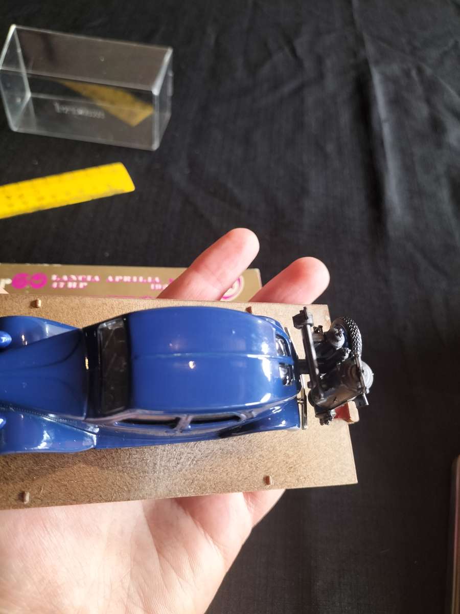 Vintage Brumm R60 , 47HP Lancia Aprilia Berlina 1939-1944 - Versione Gasogeno- Good Condition