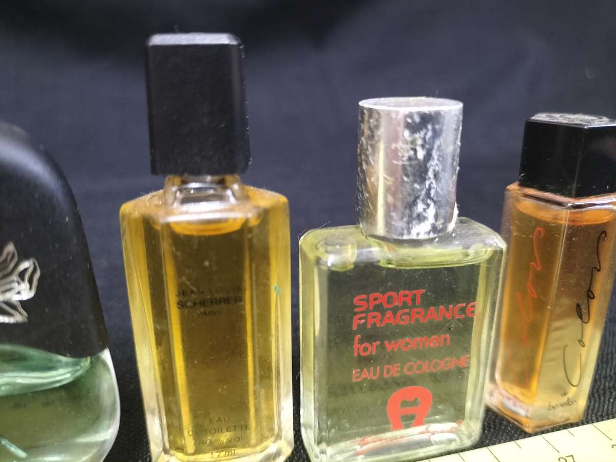 10 Vintage Miniature Perfumes