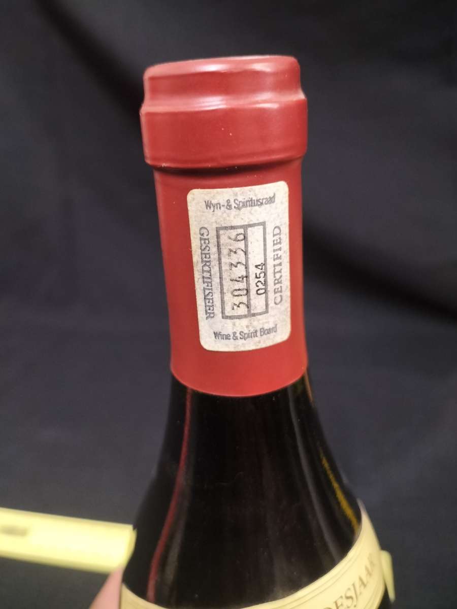 Vintage 1994 Oesjaar Vintage KWV Cinsaut - 750ml - Sealed - Bottled by KWV Paarl