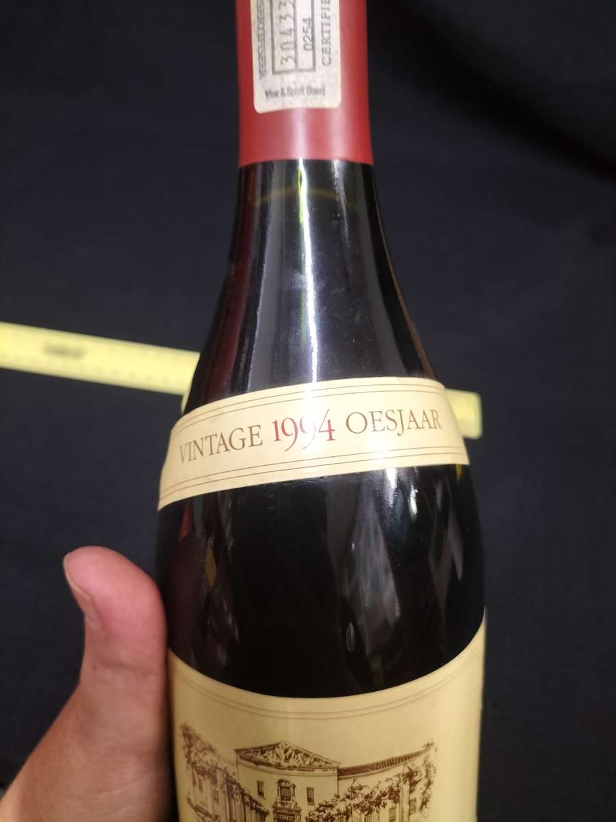 Vintage 1994 Oesjaar Vintage KWV Cinsaut - 750ml - Sealed - Bottled by KWV Paarl