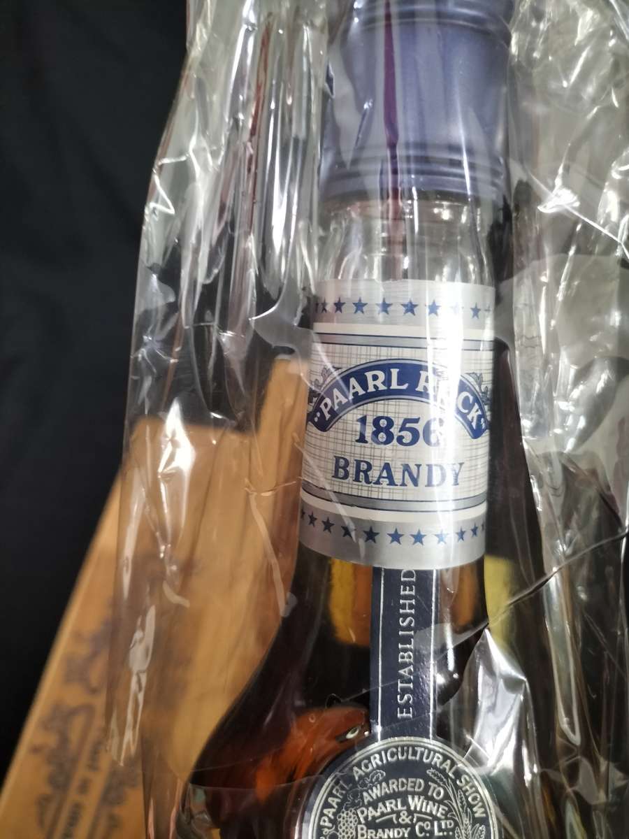 Vintage Paarl Rock 1856 Superior Old Brandy with Wooden Box - Sealed - Good Condition