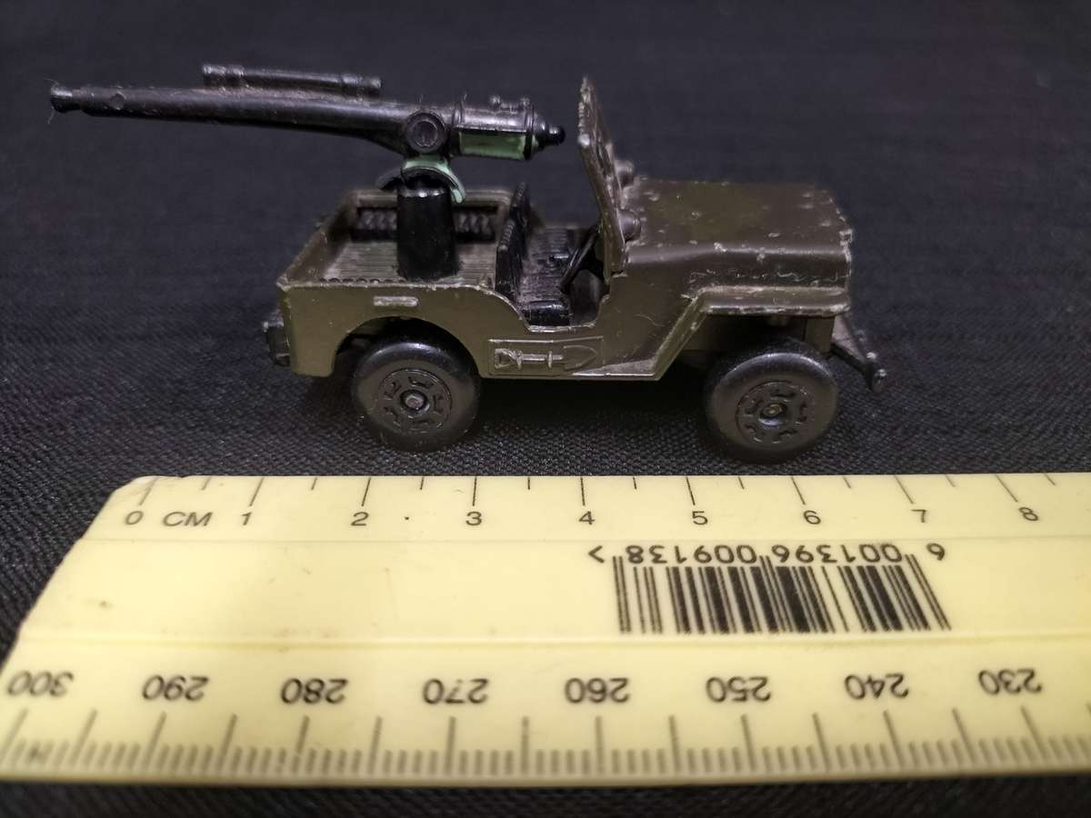 Very Rare Vintage Lesney Match Box Series NO 38 - Armoured Jeep  - View Description