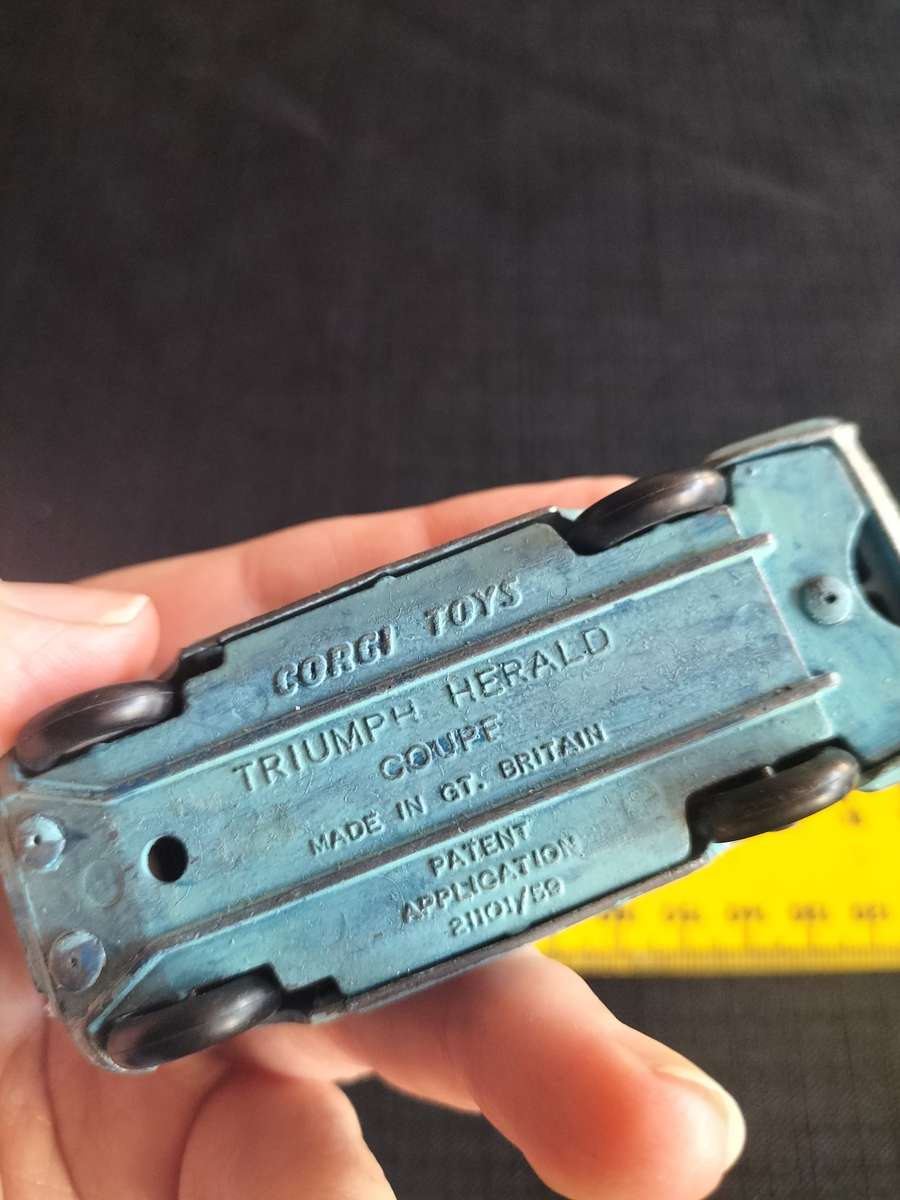 Vintage Corgi Toy Model Club 231 Triumph Herald Coupe - Made in GT Britain