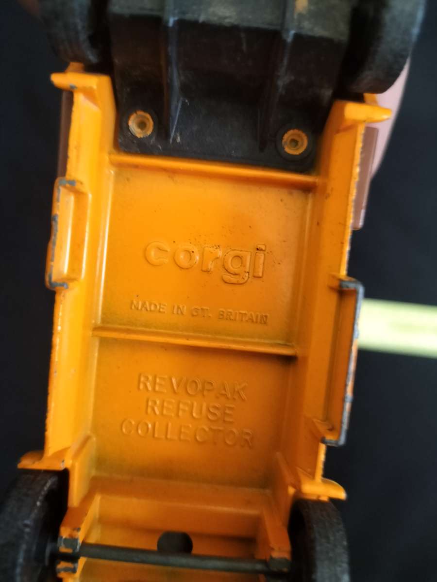 Very Rare Corgi Toys  -Revopak Refuse Collector - Made in GT Britain