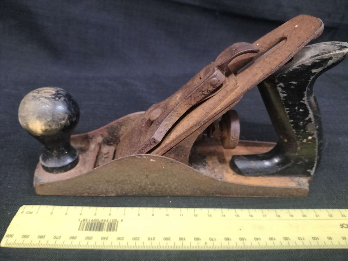 Unknown Vintage Hand Bench Plane - Made in USA - View Description