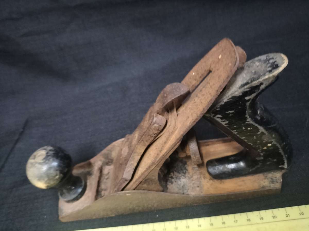 Unknown Vintage Hand Bench Plane - Made in USA - View Description