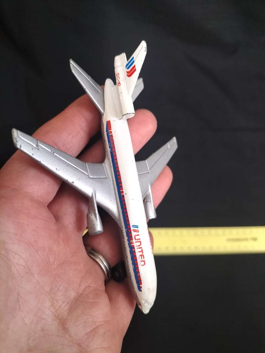 Very Rare Vintage Lesney Match Box Series 1973 SB -13  DC-10- Sky Busters - Made in England