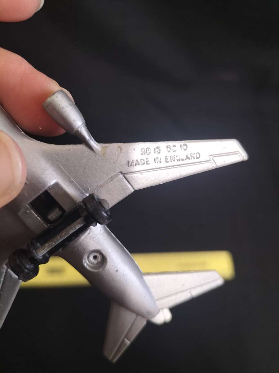 Very Rare Vintage Lesney Match Box Series 1973 SB -13  DC-10- Sky Busters - Made in England