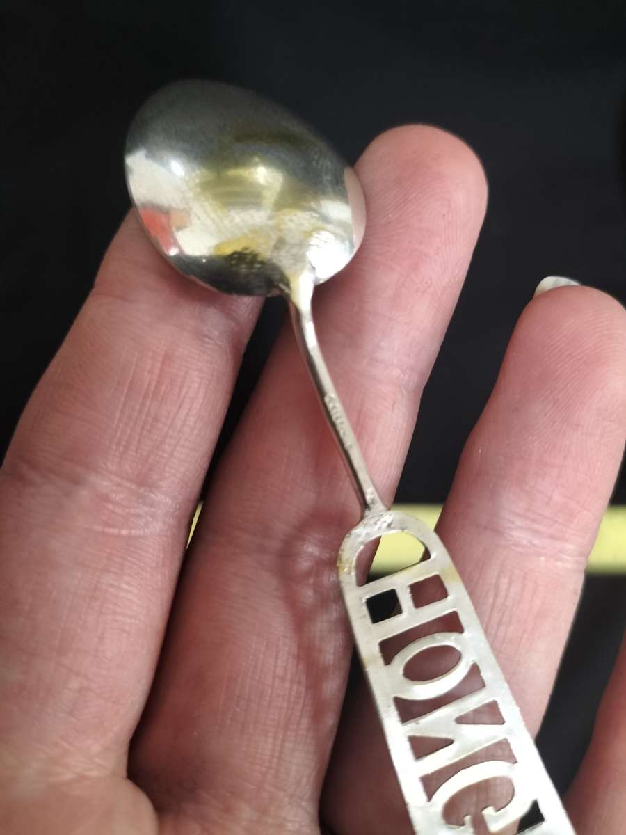 Beautifull Vintage Sterling Silver Souvenir Spoon - Hong Kong - 7.3 g