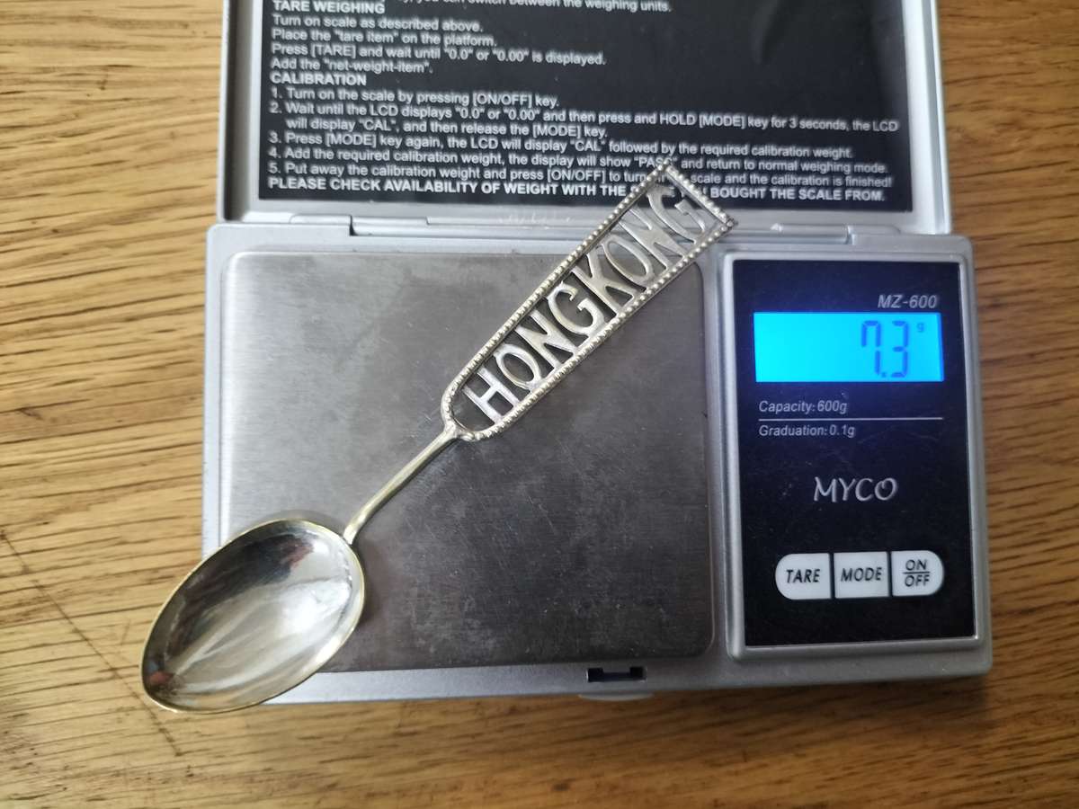 Beautifull Vintage Sterling Silver Souvenir Spoon - Hong Kong - 7.3 g