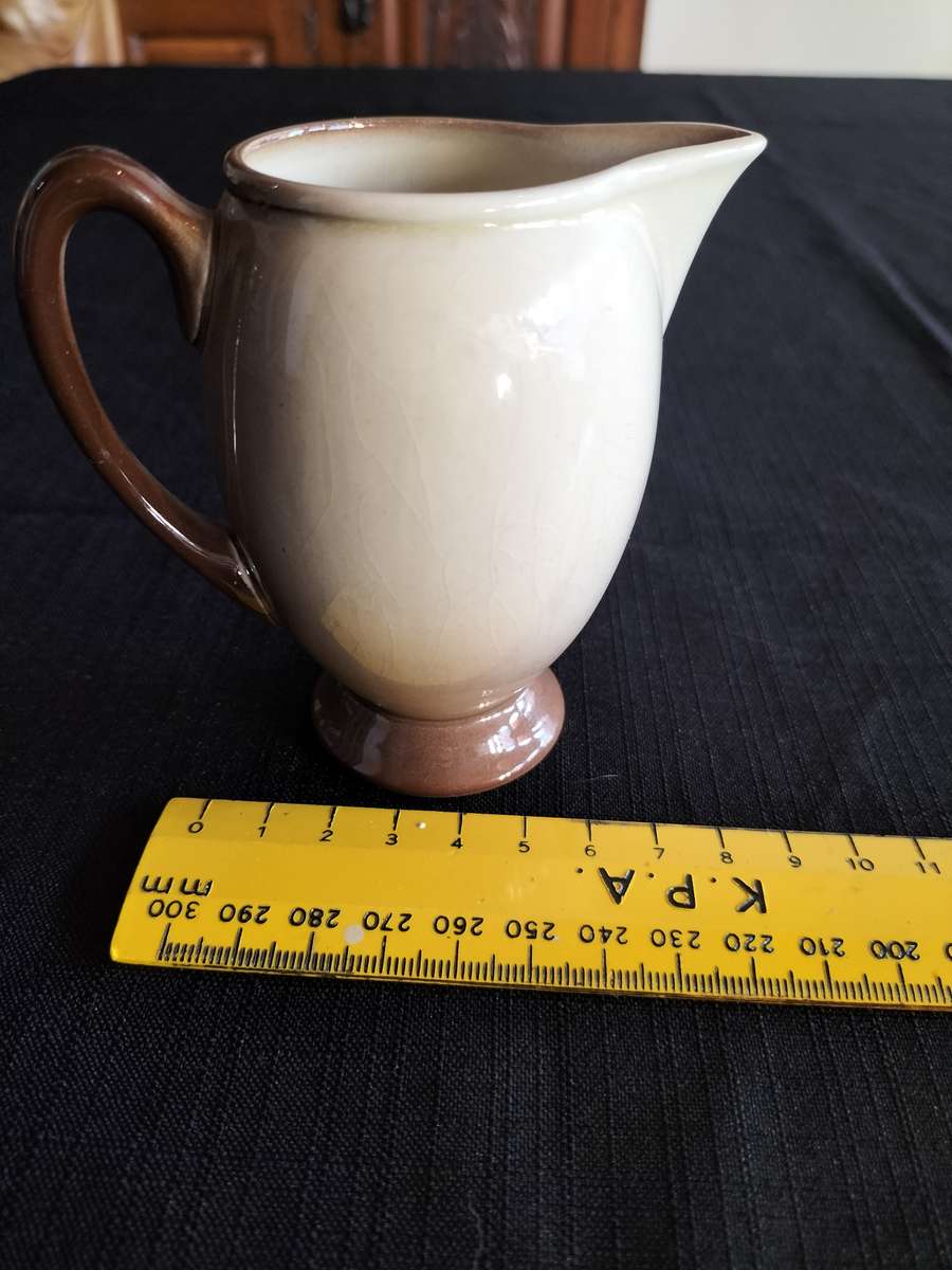 Beautiful Vintage Royal Doulton - Dickens Sam Weller Low Relief Milk Jug D5833 - Made in England