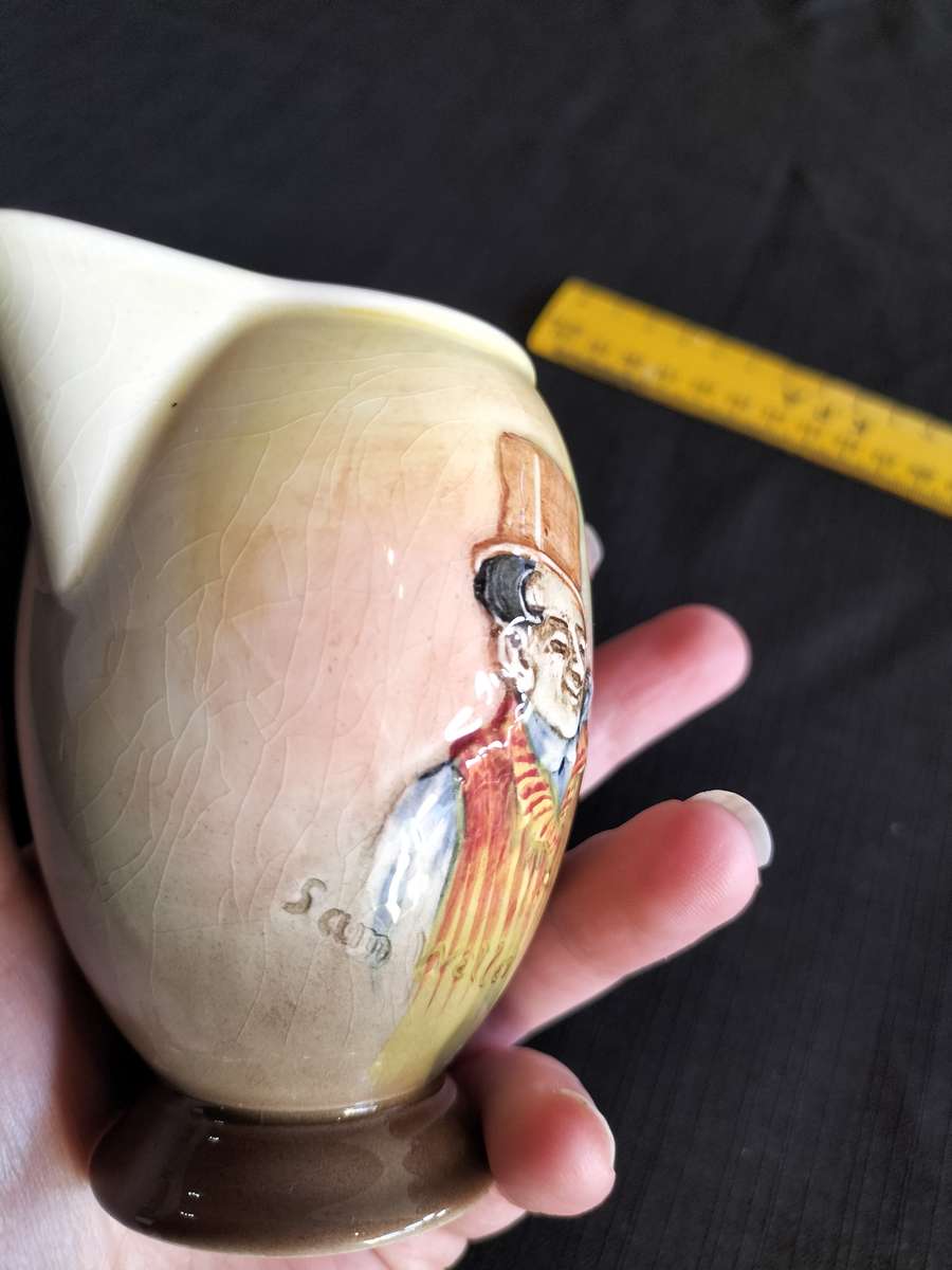 Beautiful Vintage Royal Doulton - Dickens Sam Weller Low Relief Milk Jug D5833 - Made in England