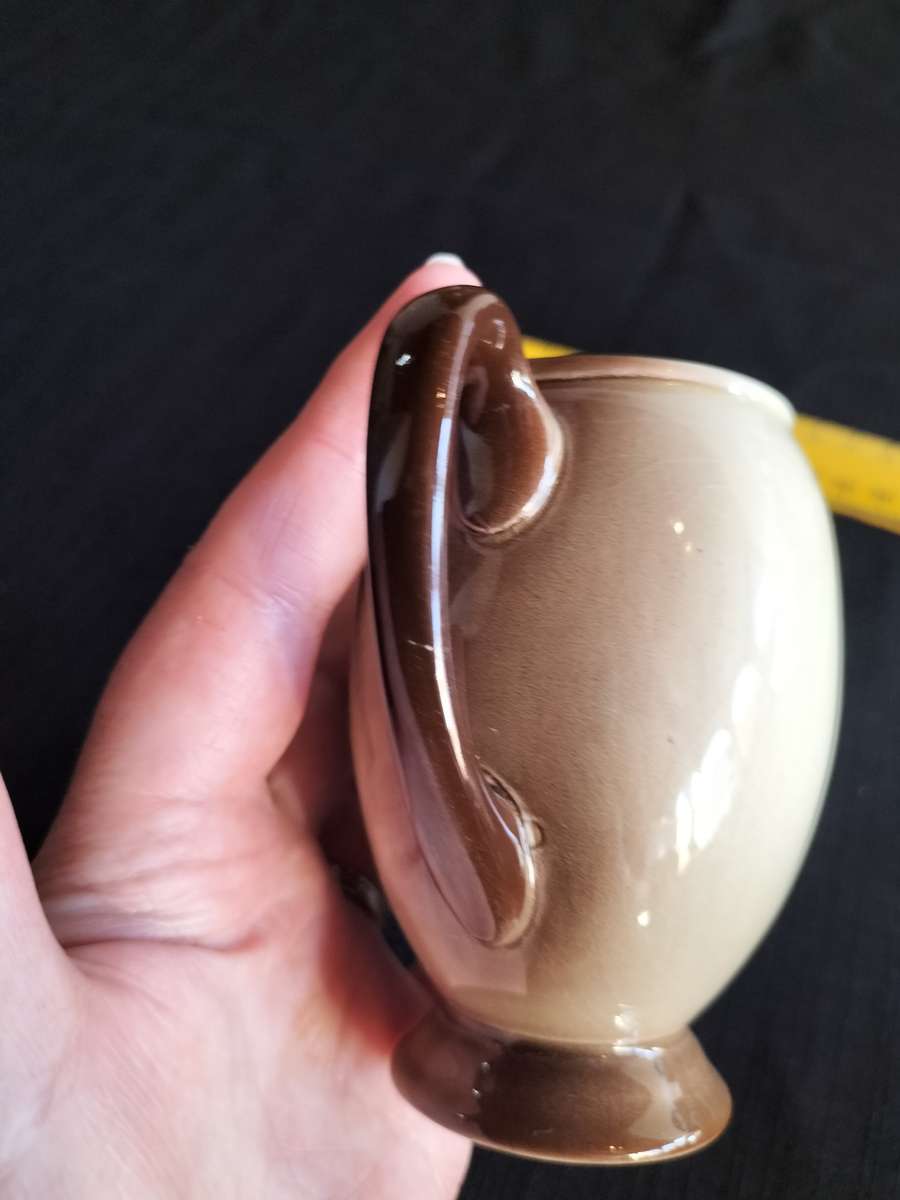 Beautiful Vintage Royal Doulton - Dickens Sam Weller Low Relief Milk Jug D5833 - Made in England