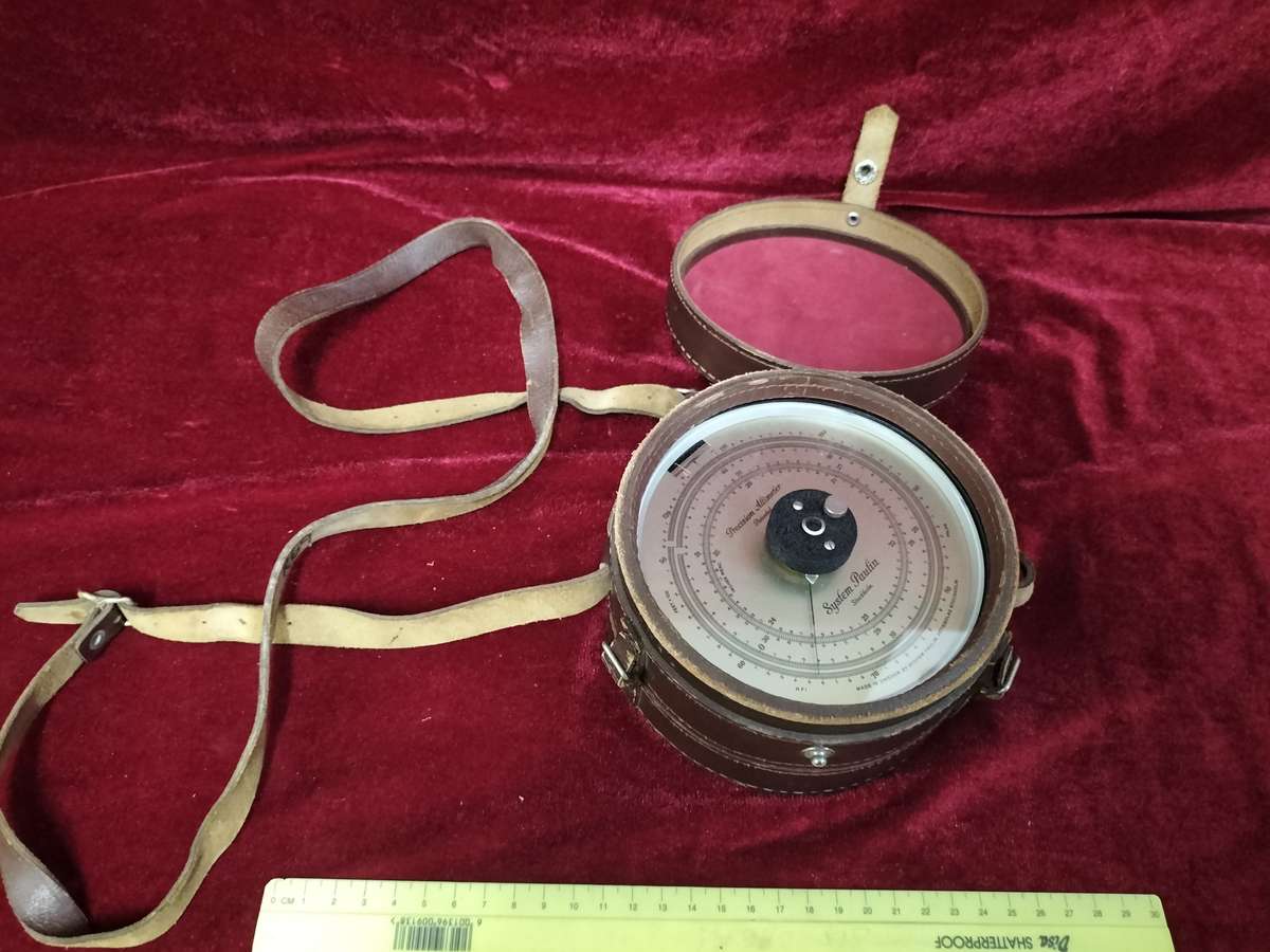 Vintage 1930 System Paulin Stockholm Precision Altimeter With Original Leather Case -Made In Sweden
