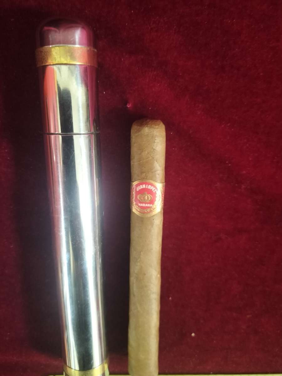Cigar Case Tube Silver With Gold Band And Juan Lopez Habana Cigar
